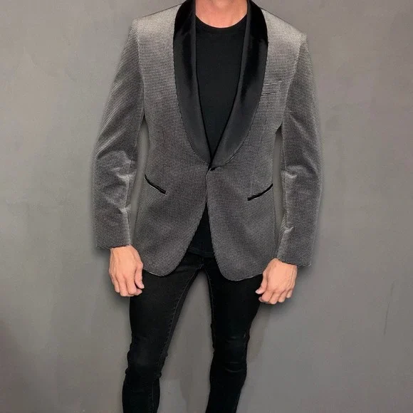 Hugo Boss Tailored Shawl Lapel Dinner Jacket – 40R – Black/Silver - Picture 1 of 11